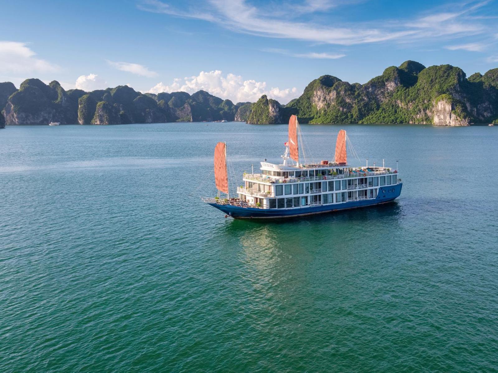 Halong Luxury Cruise Hotell Ha Long Exteriör bild